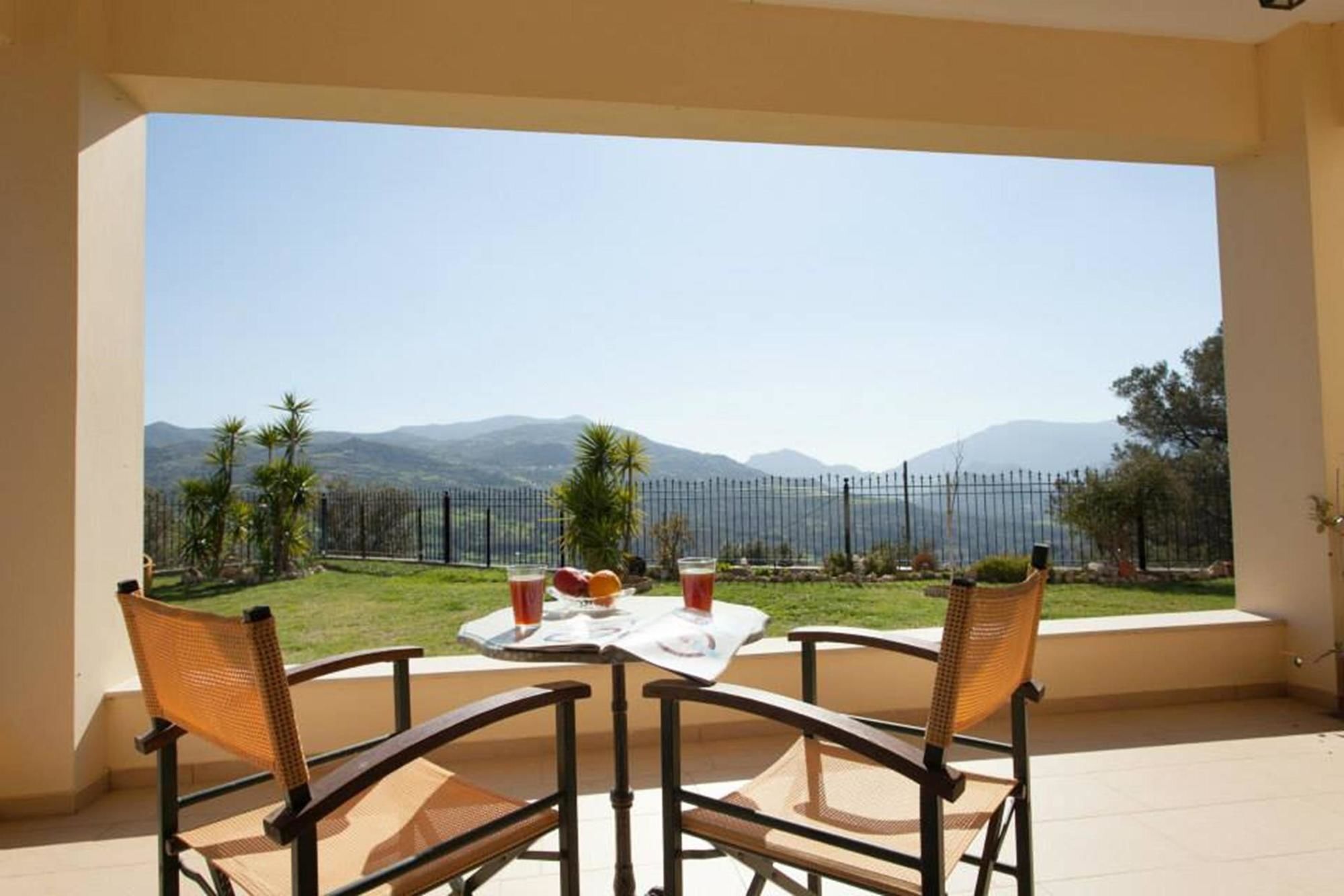 Louloudis Villa Spílion 외부 사진